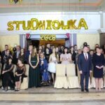 25.01.2020. Staszów. Studniówka LO im. ks. Kardynała Wyszyńskiego / Marta Gajda / Radio Kielce