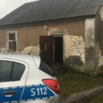 Zrecze Duże. Dom, gdzie znaleziono zwłoki 68-letniej kobiety i jej 42-letniego syna / Policja