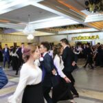 25.01.2020. Staszów. Studniówka LO im. ks. Kardynała Wyszyńskiego / Marta Gajda / Radio Kielce