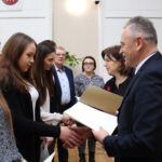 31.01.2020. Busko-Zdrój. Uczniowie z powiatu buskiego otrzymali stypendium Prezesa Rady Ministrów / Marta Gajda / Radio Kielce