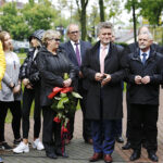 Kielce. Odsłonięcie repliki ławeczki Andrzeja Koziei przy ul. Jagiellońskiej / Jarosław Kubalski / Radio Kielce