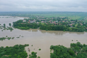 Opatowiec. Skutki ulewnych deszczy / Jarosław Kubalski / Radio Kielce