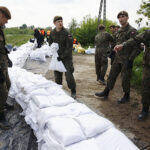 Zawichost. Wizyta wicepremier Beaty Szydło i ministra Mariusza Błaszczaka / Jarosław Kubalski / Radio Kielce