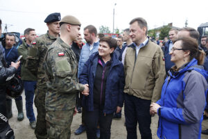 Zawichost. Wizyta wicepremier Beaty Szydło i ministra Mariusza Błaszczaka / Jarosław Kubalski / Radio Kielce