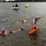 11.01.2020 Sandomierz. Zimowa przeprawa Wisły wpław / Grażyna Szlęzak-Wójcik / Radio Kielce