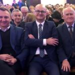 26.01.2020 Sandomierz. Koncert kolęd i hymnów prawosławnych. Na zdjęciu (od lewej): Marcin Piwnik - starosta sandomierski, Paweł Niedźwiedź - wiceburmistrz Sandomierza i Tomasz Huk - przewodniczący Rady Powiatu Sandomierskiego / Grażyna Szlęzak-Wójcik / Radio Kielce