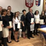 30.01.2020. Sandomierz. Stypendyści Prezesa Rady Ministrów dla uczniów z powiatu sandomierskiego / Grażyna Szlęzak-Wójcik / Radio Kielce