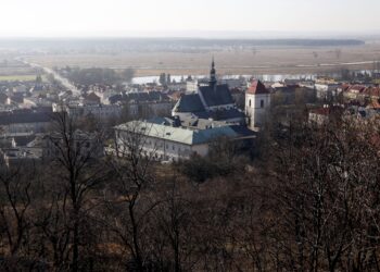 29.01.2016 Pińczów. Widok na miasto z Góry św Anny. / Jarosław Kubalski / Radio Kielce