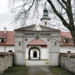 31.03.2016 Rytwiany. Pokamedulski zespół sakralny. Klasztor. Pustelnia Złotego Lasu. / Jarosław Kubalski / Radio Kielce