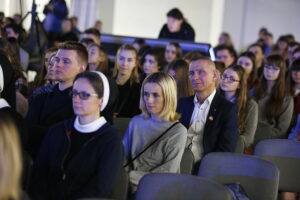 26.01.2019 Kielce połączyły się duchowo z Panamą, gdzie odbywają się Światowe Dni Młodzieży. Msza w hali Targów Kielce / Jarosław Kubalski / Radio Kielce