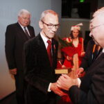 12.05.2019 Kielce. WDK. 10 lecie istnienia audycji Polskiego Radia Kielce "Moc Historii". Magdalena Sitek oraz 12.05.2019 Kielce. WDK. 10 lecie istnienia audycji Polskiego Radia Kielce "Moc Historii". Twórcy audycji Tomasz Tamborski, Cezary Jastrzębski i Bohdan Gumowski odebrali z rąk posła Krzysztofa Lipca i marszałka Andrzeja Bętkowskiego medale Gloria Artis / Jarosław Kubalski / Radio Kielce