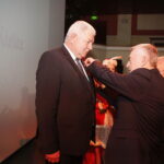 12.05.2019 Kielce. WDK. 10 lecie istnienia audycji Polskiego Radia Kielce "Moc Historii". Magdalena Sitek oraz 12.05.2019 Kielce. WDK. 10 lecie istnienia audycji Polskiego Radia Kielce "Moc Historii". Twórcy audycji Tomasz Tamborski, Cezary Jastrzębski i Bohdan Gumowski odebrali z rąk posła Krzysztofa Lipca i marszałka Andrzeja Bętkowskiego medale Gloria Artis / Jarosław Kubalski / Radio Kielce