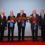 12.05.2019 Kielce. WDK. 10 lecie istnienia audycji Polskiego Radia Kielce "Moc Historii". Magdalena Sitek oraz 12.05.2019 Kielce. WDK. 10 lecie istnienia audycji Polskiego Radia Kielce "Moc Historii". Twórcy audycji Tomasz Tamborski, Cezary Jastrzębski i Bohdan Gumowski odebrali z rąk posła Krzysztofa Lipca i marszałka Andrzeja Bętkowskiego medale Gloria Artis / Jarosław Kubalski / Radio Kielce