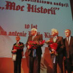 12.05.2019 Kielce. WDK. 10 lecie istnienia audycji Polskiego Radia Kielce "Moc Historii". Magdalena Sitek oraz 12.05.2019 Kielce. WDK. 10 lecie istnienia audycji Polskiego Radia Kielce "Moc Historii". Twórcy audycji Tomasz Tamborski, Cezary Jastrzębski i Bohdan Gumowski odebrali z rąk posła Krzysztofa Lipca i marszałka Andrzeja Bętkowskiego medale Gloria Artis / Jarosław Kubalski / Radio Kielce