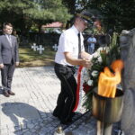 01.09.2019 Kielce. Kwatera Ofiar Września 1939 roku na Cmentarzu Wojsk Polskich. Uroczystości w 80. rocznicę wybuchu II wojny światowej. Zastępca prezydenta miasta Marcin Różycki / Jarosław Kubalski / Radio Kielce