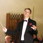 21.09.2019 Wiślica. Poseł Krzysztof Lipiec honorowym obywatelem miasta. Msza święta i koncert w bazylice kolegiackiej. Dyrektor Filharmonii Świętokrzyskiej Jacek Rogala / Jarosław Kubalski / Radio Kielce