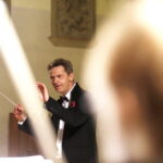 21.09.2019 Wiślica. Poseł Krzysztof Lipiec honorowym obywatelem miasta. Msza święta i koncert w bazylice kolegiackiej. Dyrektor Filharmonii Świętokrzyskiej Jacek Rogala / Jarosław Kubalski / Radio Kielce