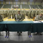 27.09.2019 Kielce. Święto Wojsk Obrony Terytorialnej. Płk. Artur Barański, gen. bryg. Artur Dębczak i płk Grzegorz Motak / Jarosław Kubalski / Radio Kielce