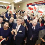 13.10.2019 Kielce. Wybory parlamentarne. Sztab wyborczy Prawa i Sprawiedliwości. Ogłoszenie wstępnych wyników wyborów / Jarosław Kubalski / Radio Kielce