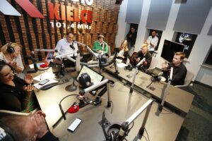 13.12.2019 Radio Kielce. Finał akcji "Choinka pod choinkę" / Jarosław Kubalski / Radio Kielce