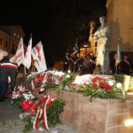 13.12.2019 Kielce. Uroczystości w 38. rocznicę wprowadzenia stanu wojennego. Złożenie kwiatów pod pomnikiem księdza Jerzego Popiełuszki / Jarosław Kubalski / Radio Kielce