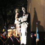 13.12.2019 Kielce. Uroczystości w 38. rocznicę wprowadzenia stanu wojennego. Złożenie kwiatów pod pomnikiem księdza Jerzego Popiełuszki / Jarosław Kubalski / Radio Kielce