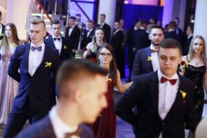 25.01.2020 Kielce. Hotel Binkowski. Studniówka V LO im. Piotra Ściegiennego w Kielcach / Jarosław Kubalski / Radio Kielce