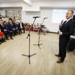 25.01.2020 Skorzeszyce. Otwarcie ośrodka kultury. Przemawia wójt gminy Górno Przemysław Łysak / Jarosław Kubalski / Radio Kielce