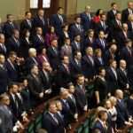 Warszawa. Sejm. Pierwsze posiedzenie izby IX kadencji - ślubowanie / Jarosław Kubalski / Radio Kielce