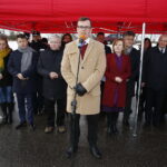 14.01.2019 Chmielnik. Otwarcie północnej obwodnicy miasta. Przemawia wiceminister inwestycji i rozwoju Marek Hamryszczak / Jarosław Kubalski / Radio Kielce