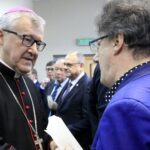 10.01.2020. Kielce. Spotkanie opłatkowe Zarządu Regionu Świętokrzyskiego NSZZ "Solidarność". Na zdjęciu (z lewej): ks. bp Andrzej Kaleta / Radio Kielce