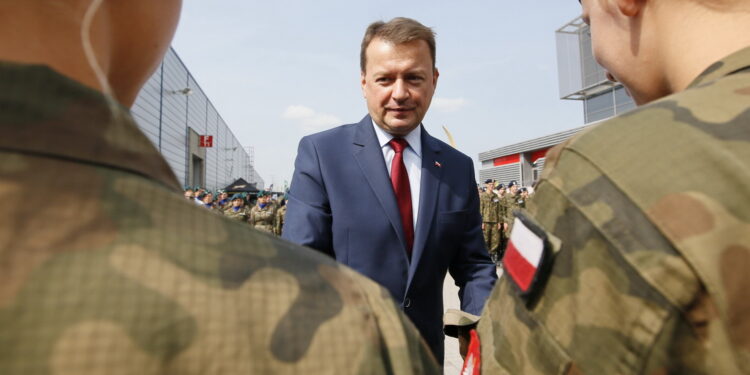 Rozpoczęcie XXVI Międzynarodowego Salonu Przemysłu Obronnego. Uroczysta Inauguracja Roku Szkolnego Klas Mundurowych. Na zdjęciu: Mariusz Błaszczak - Minister Obrony Narodowej / Marzena Mąkosa / Radio Kielce