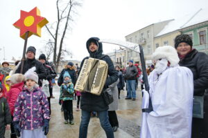 Orszak Trzech Króli / Marzena Mąkosa / Radio Kielce