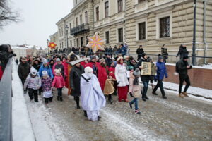 Orszak Trzech Króli / Marzena Mąkosa / Radio Kielce