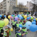 Budzenie wiosny na ulicy Sienkiewicza / Marzena Mąkosa / Radio Kielce
