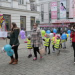 Budzenie wiosny na ulicy Sienkiewicza / Marzena Mąkosa / Radio Kielce