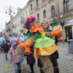 Budzenie wiosny na ulicy Sienkiewicza / Marzena Mąkosa / Radio Kielce