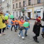 Budzenie wiosny na ulicy Sienkiewicza / Marzena Mąkosa / Radio Kielce