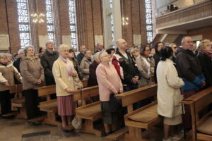 Kielce. Międzynarodowy Dzień Solidarności Ludzi Pracy. Msza święta w sanktuarium św. Józefa Robotnika / Marzena Mąkosa / Radio Kielce