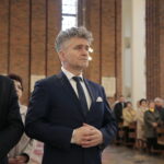 Kielce. Międzynarodowy Dzień Solidarności Ludzi Pracy. Msza święta w sanktuarium św. Józefa Robotnika. Na zdjęciu (od lewej): Andrzej Pruś - przewodniczący Sejmiku Województwa Świętokrzyskiego, Krzysztof Słoń - senator PiS / Marzena Mąkosa / Radio Kielce