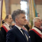 Kielce. Międzynarodowy Dzień Solidarności Ludzi Pracy. Msza święta w sanktuarium św. Józefa Robotnika. Na zdjęciu (od lewej): Andrzej Pruś - przewodniczący Sejmiku Województwa Świętokrzyskiego, Krzysztof Słoń - senator PiS / Marzena Mąkosa / Radio Kielce