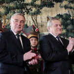 Wizyta wicepremiera Piotra Glińskiego w Muzeum Narodowym. Na zdjęciu marszałek województwa świętokrzyskiego Andrzej Bętkowski oraz  wicepremier, minister kultury Piotr Gliński  / Marzena Mąkosa / Radio Kielce