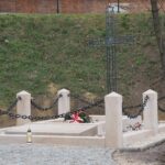 11.01.2020. Opatów. Odnowiona mogiła powstańców styczniowych / Emilia Sitarska / Radio Kielce