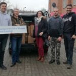 19.01.2020. Ostrowiec Św. Paczki dla Kresowiaków. Na zdjęciu: członkowie Ostrowieckich Patriotów oraz Stowarzyszenia Odra-Niemen / Katarzyna Ślusarz