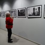 24.01.2020. Ostrowiec św. Wystawa "Poza kadrem" Rafała Stankiewicza / Emilia Sitarska / Radio Kielce