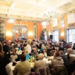 24.12.2019. Kielce. Wigilia dla osób bezdomnych, ubogich i samotnych w WDK / Wiktor Taszłow / Radio Kielce