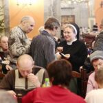 24.12.2019. Kielce. Wigilia dla osób bezdomnych, ubogich i samotnych w WDK / Wiktor Taszłow / Radio Kielce