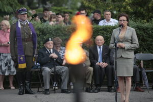 01.08.2019 Kielce. 75. rocznica wybuchu Powstania Warszawskiego. Przemawia wojewoda Agata Wojtyszek / Wiktor Taszłow / Radio Kielce