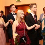 04.01.2020. Kielce. Studniówka VI Liceum Ogólnokształcącego im. Juliusza Słowackiego / Wiktor Taszłow / Radio Kielce