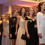 04.01.2020. Kielce. Studniówka VII Liceum Ogólnokształcącego im Józefa Piłsudskiego / Wiktor Taszłow / Radio Kielce